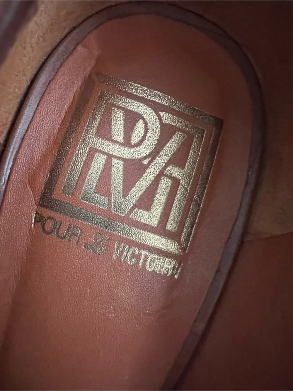 Pour La Victoire Platform Brown Leather Penny Loafer Pumps Size 7.5